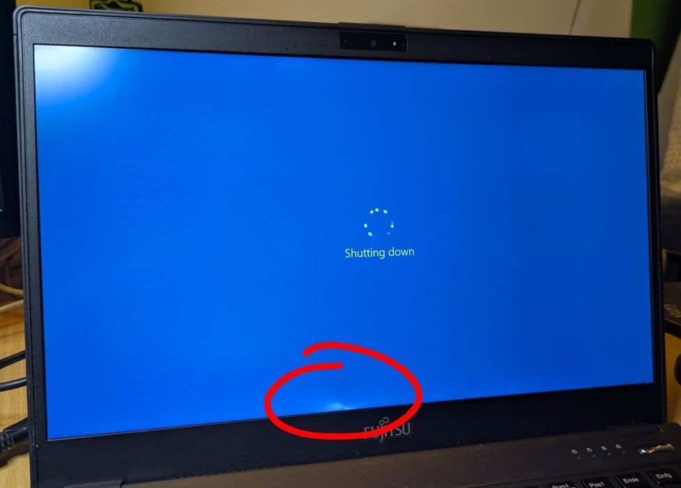 Laptop Fujitsu ultra usor  i7 SSD SIM Card 12GB RAM