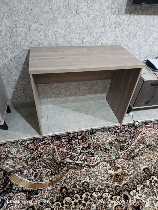 Продам офисный стол