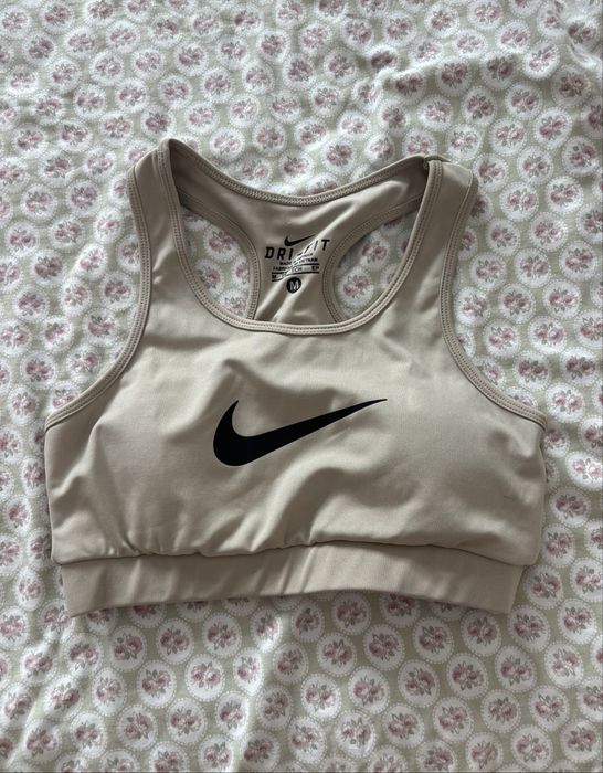 Спортно бюстие Nike