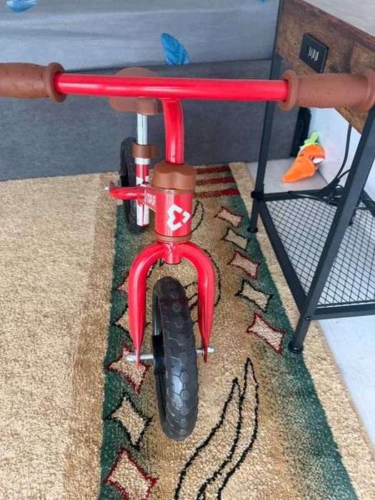 Bicicleta echilibru