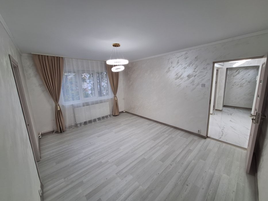 VÂND SAU SCHIMB - APARTAMENT LUX 3 CAMERE - 52 MP - ETAJ 2 - TOTUL ESTE NOU - Tomis Nord - Mutare Imediată - Gaze