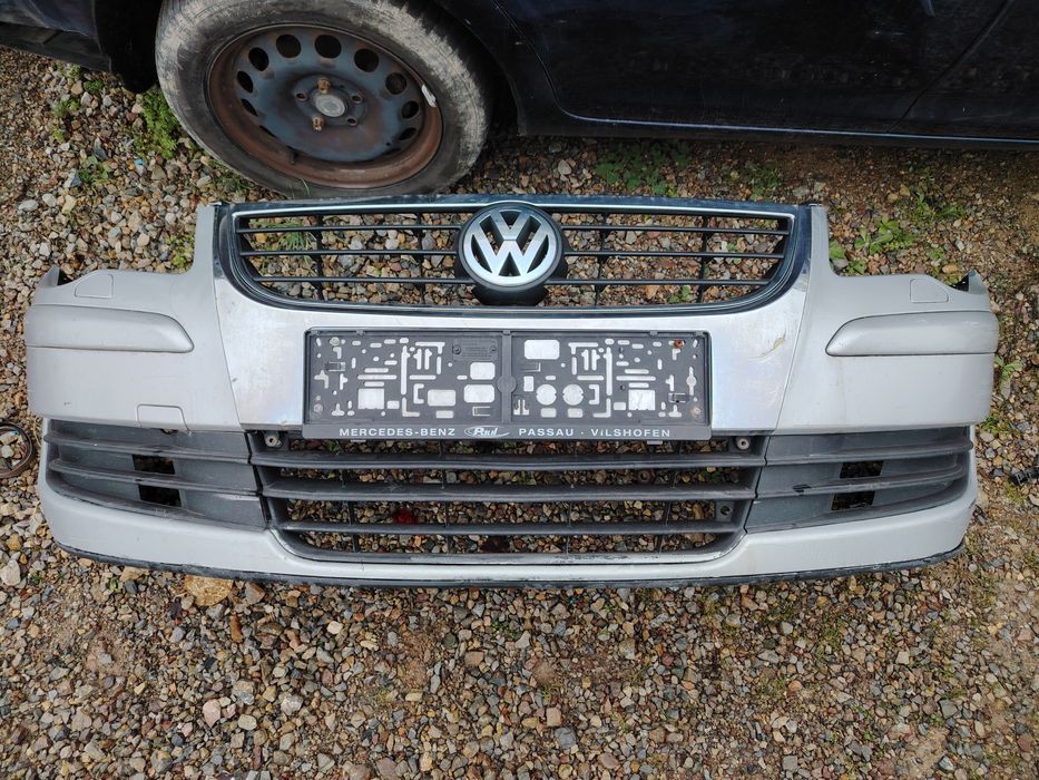 Предна броня за Фолксваген Туран 2007-2010г. / VW Touran facelift