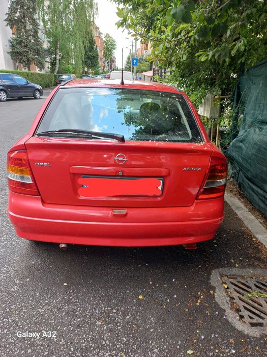 Opel Astra Classic II, an 2006