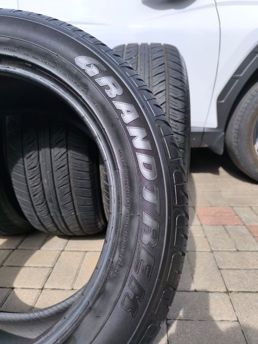Продам летние шины DUNLOP PT2A