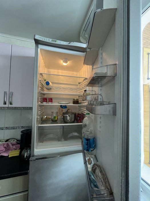 Продам холодильник