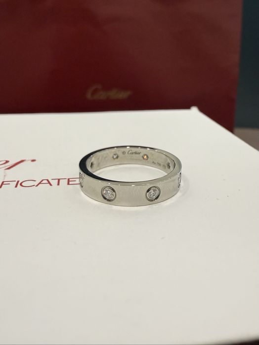 NEW Кольцо с бриллиантами Cartier Love B40506 WG