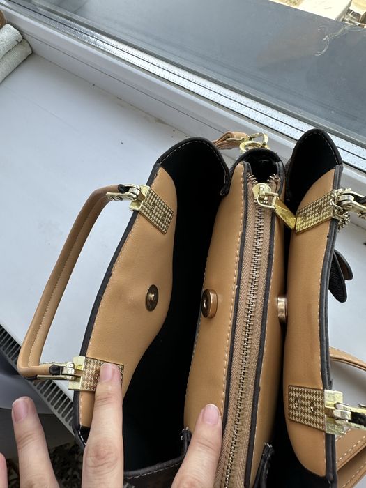 Стильная кожаная сумка