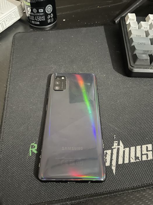 Продам  samsung galaxy а41 64гб