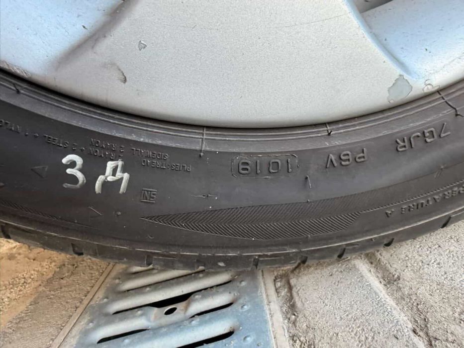Bridgestone Potenza 225/50/17 runflat