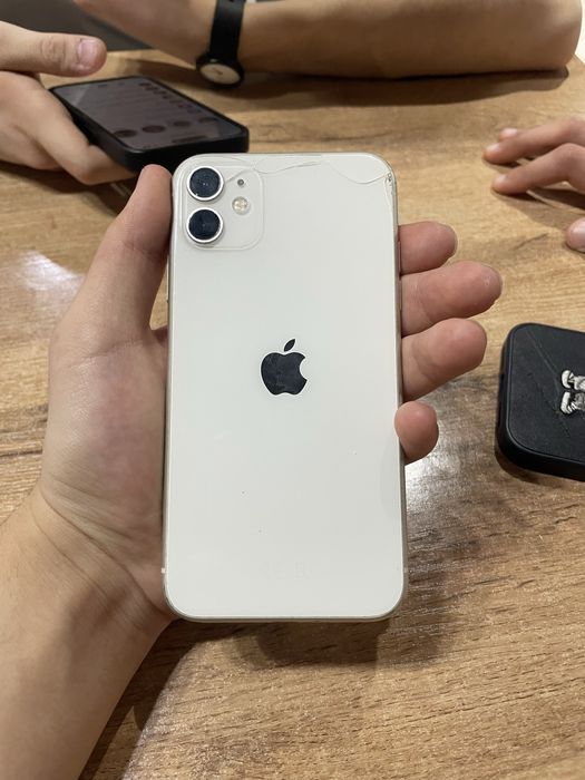 Iphone 11 сатылады