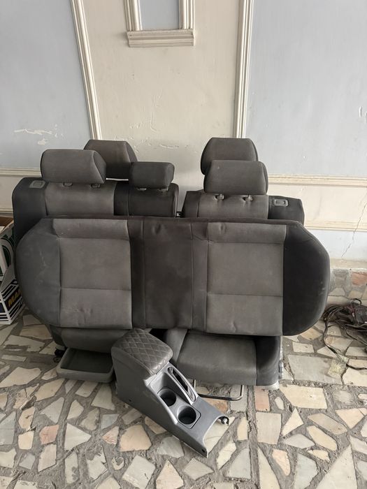 Lasseti sideniya 3 pozitsa