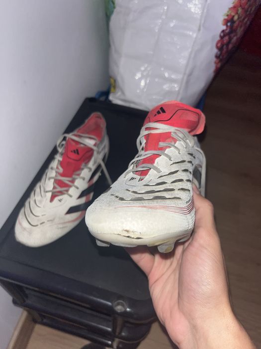 Vand Adidasi Predator pro marimea 42,5