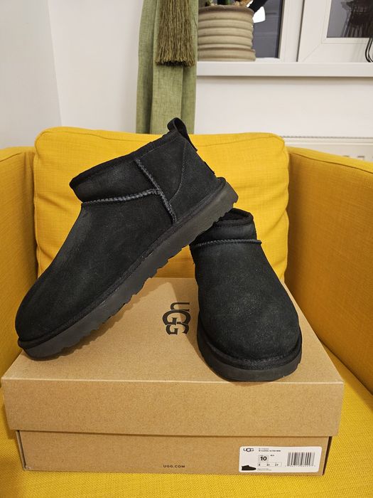Vand UGG mini dama,negre, marimea 41