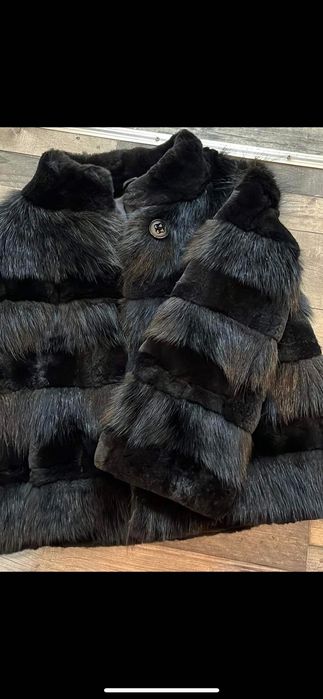 Vând blană naturală