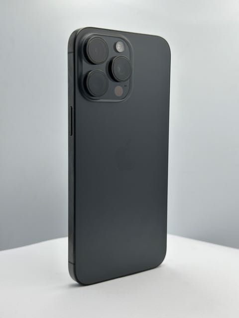 iPhone 15 Pro Max, 512GB, Black Titanium Garantie 2 ani CH-iOS T214