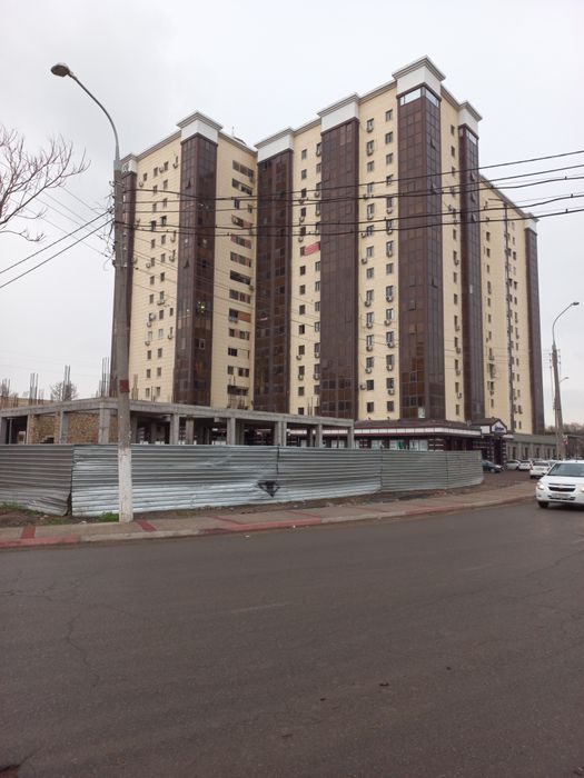 Квартира сотилади..