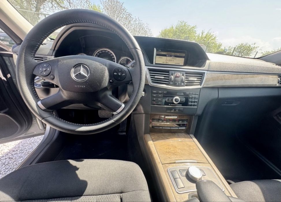Mercedes-Benz E 350