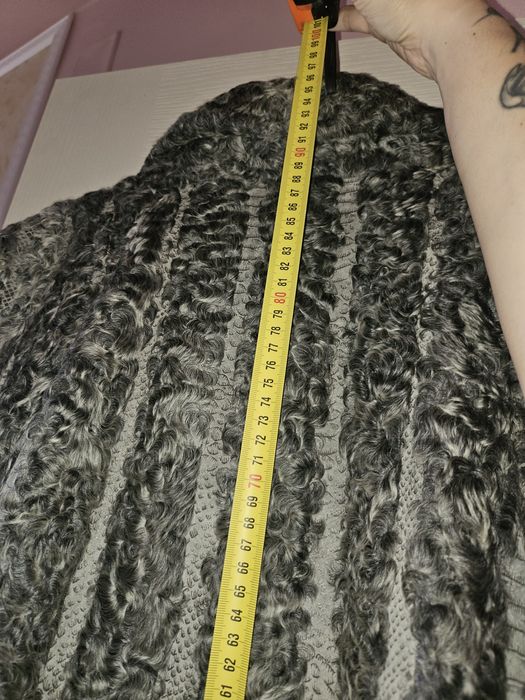 Haină de astrahan cu piele naturală