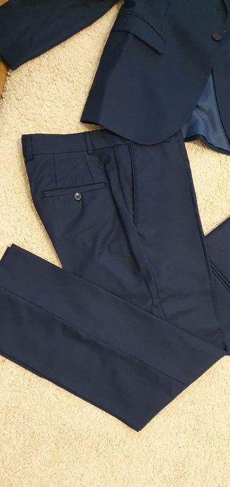 Costum barbati 44 / M / Slim fit / bleumarin