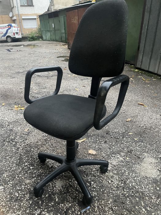 Използван офис стол