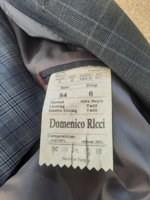 Продам костюм тройка,новый