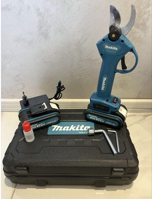 Лозарска Ножица Makita