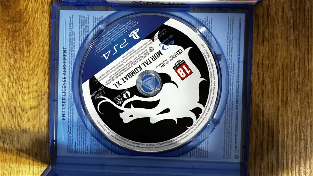 Mortal Kombat XL, FIFA 21, FIFA 23 + FIFA 20 подарък