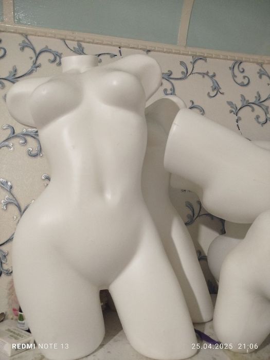 Shular sotiladi narhi 50000 dan