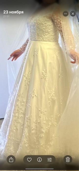Свадебное платье с фатой. 48 размер