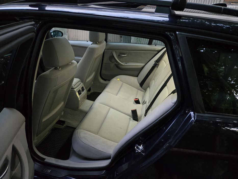 Автомобил BMW  320 Е91