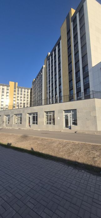 Продам Коммерческие Помещения! Левый берег. Первая линия!