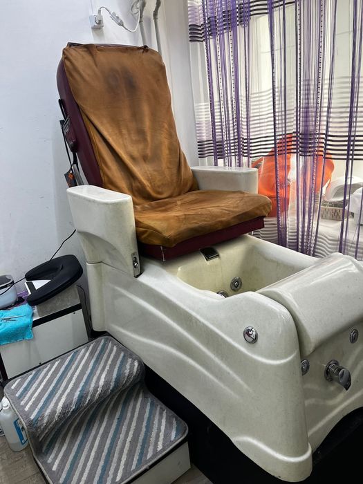Продам педикюрное кресло
