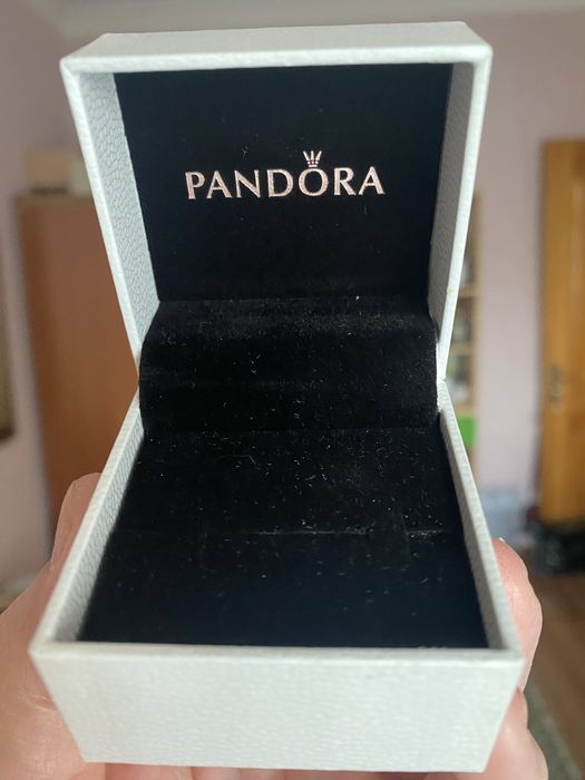 Визитницы , коробочки