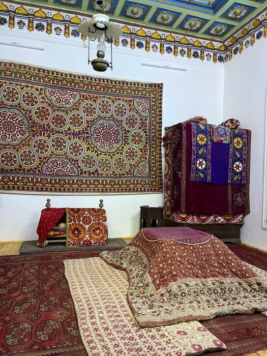 Экскурсии по окрестностям Бухары: Чор-Бакр, Ситораи Мохи-Хоса, Джейран