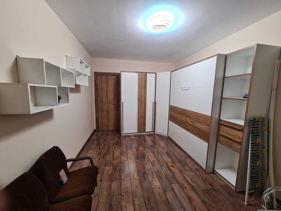 Дава се под наем Тристаен апартамент в София, Света Троица - 85 кв.м за 918 € - Снимка #14