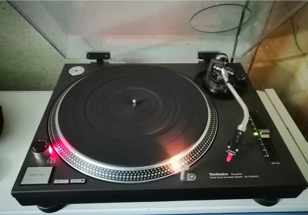 Pick-up Technics SL 1210 mk2