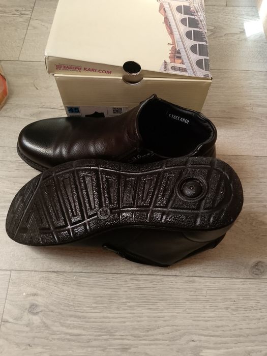 Срочно Продам ботинки