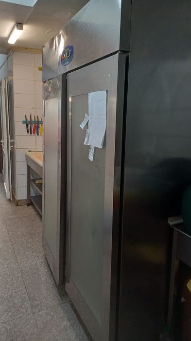 Frigider profesional