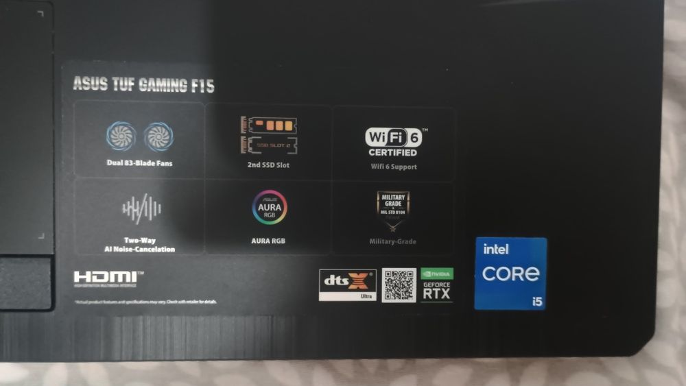 Laptop DEFECT cu placa video rtx 3050 , procesor i5 11400h