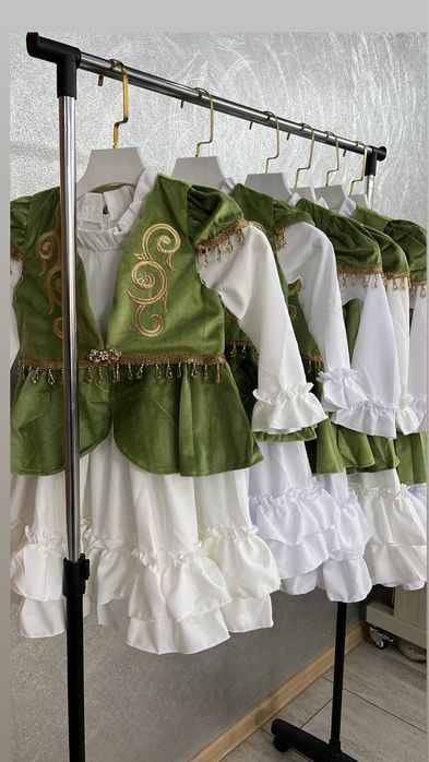 прокат костюмов