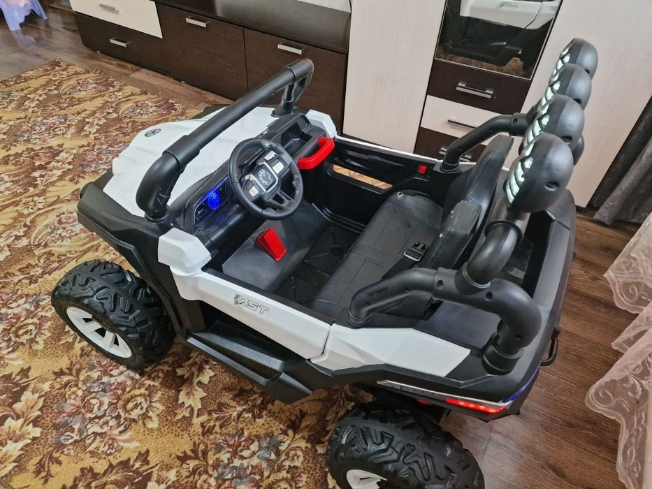 Продам электромобиль.