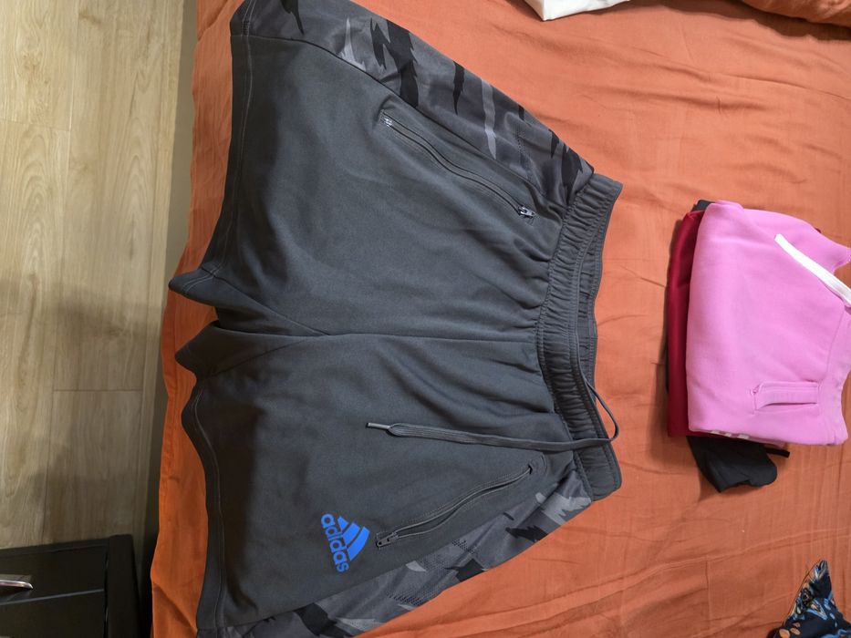 Nike,Adidas Originale