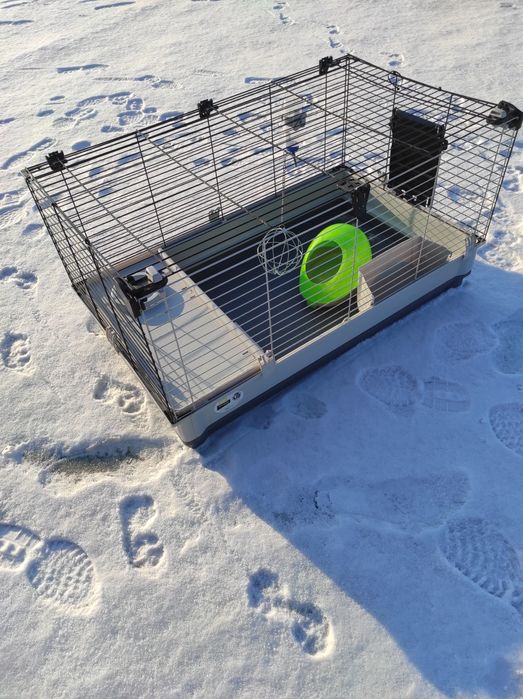 Vând cuști șinșila