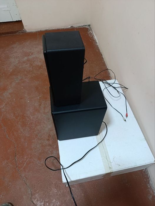 Defender sambufer Auxda ishledi