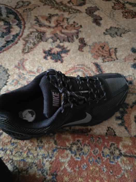 Nike Vomero 5 ,cu zoomX