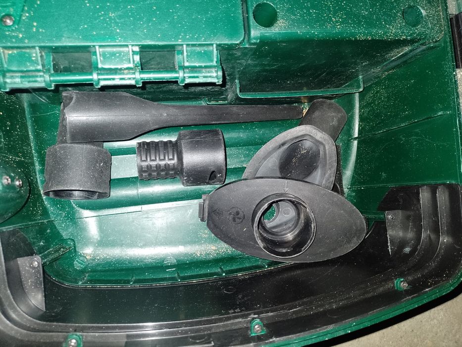 Șlefuitoare cu aspirator Bosch nouă folosită doar odată