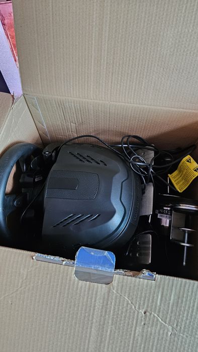 Thrustmaster T300 RS GT Edition и Thrustmaster TH8A Shifter Руль и КПП