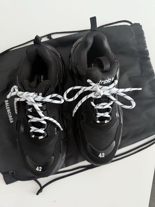 Balenciaga Triple S negru 42