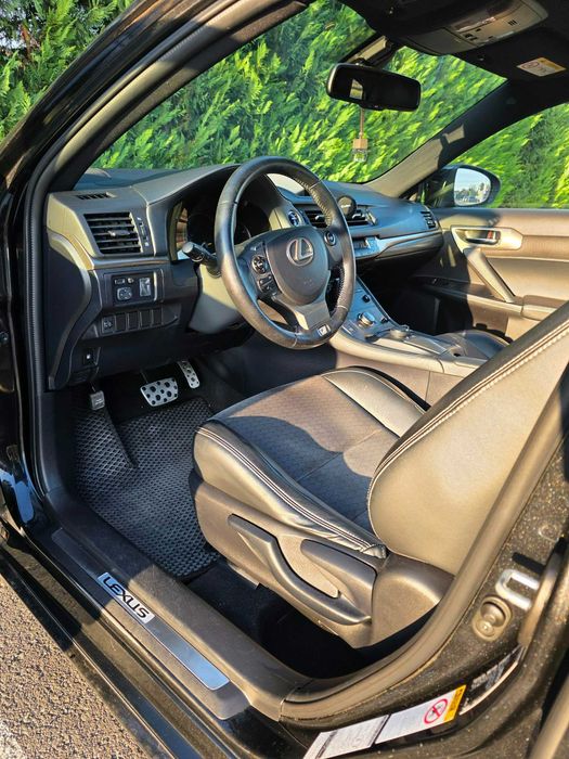 Lexus CT 200h F SPORT | 2016 | Hybrid | Automat | Unic proprietar RO