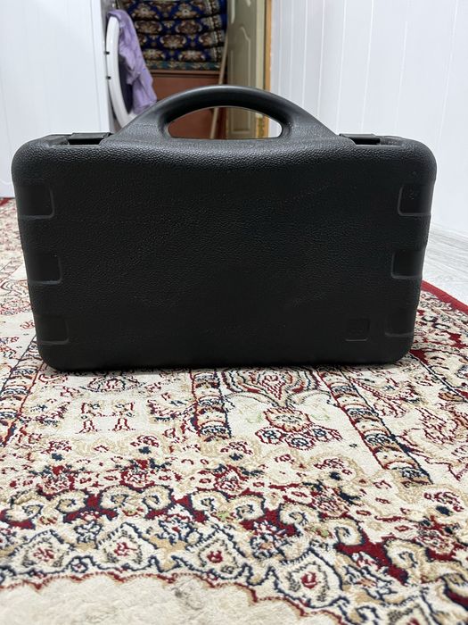 набор гантелей.